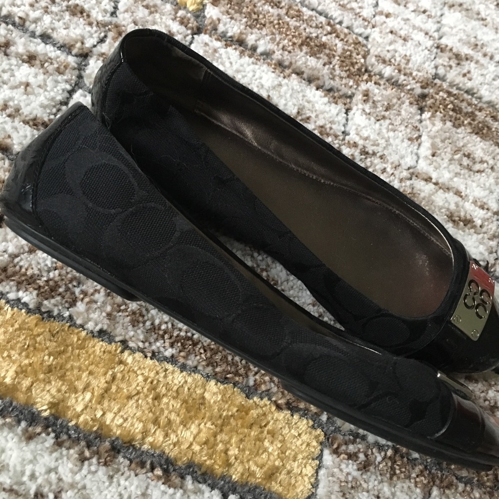 Coach Flats - Picture 2 of 3